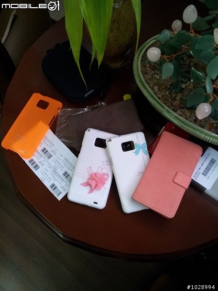[開箱] 韓拍第一次購買就直寄到家(i9100-配件)