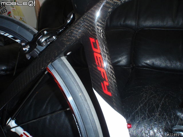 [分享]2010年GIANT DEFY Advanced 2 入手細部照片