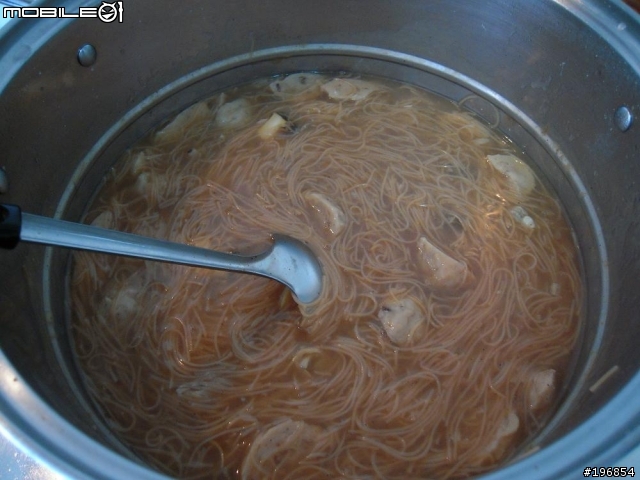 [思鄉料理]低調奢華的~~肥佬黑鮑魚麵線~~^^