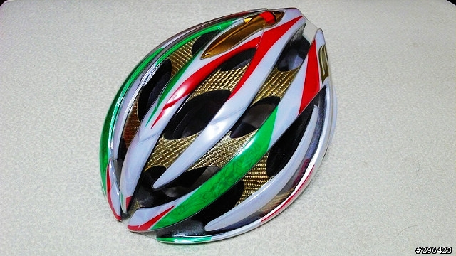 Lazer Helium Road Warriors helmet 90週年紀念版