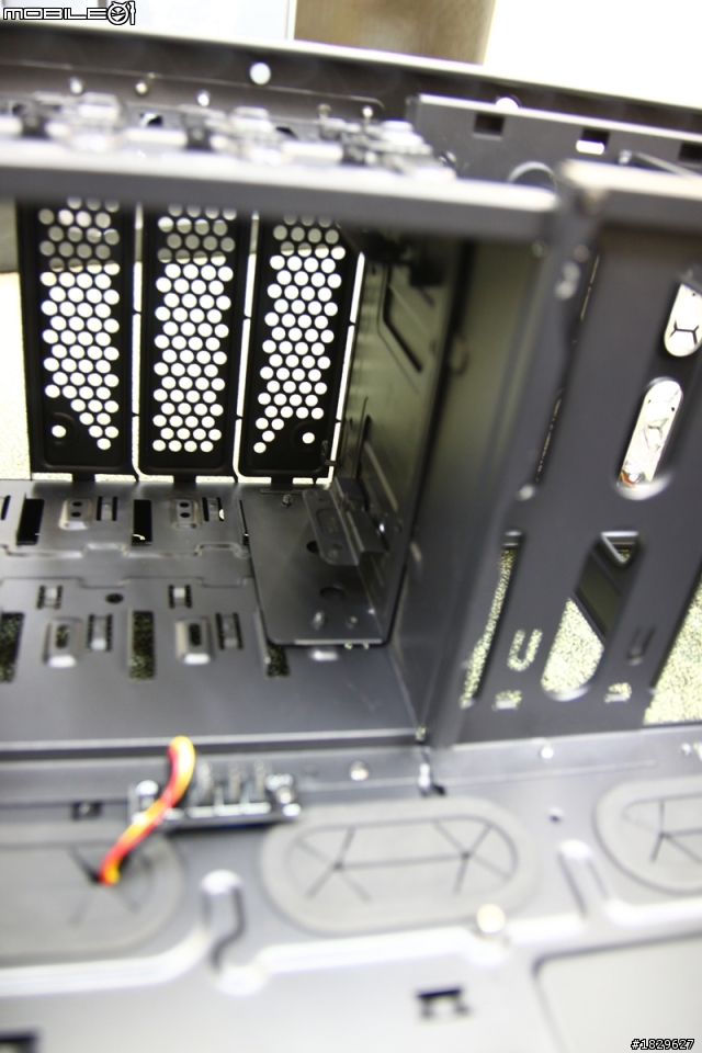 [平民開箱] USB3.0 (19PIN) SuperThermo 松聖 ST-699 CASE