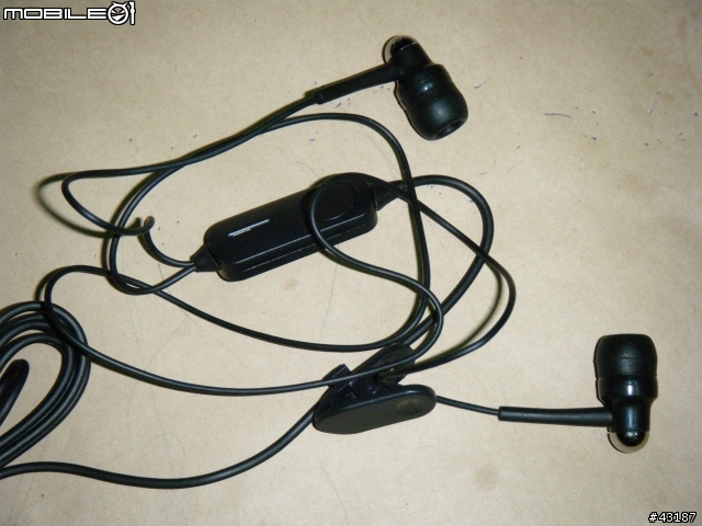 3G雙卡手機MUCHTEL A2之新手笨手笨腳開箱文