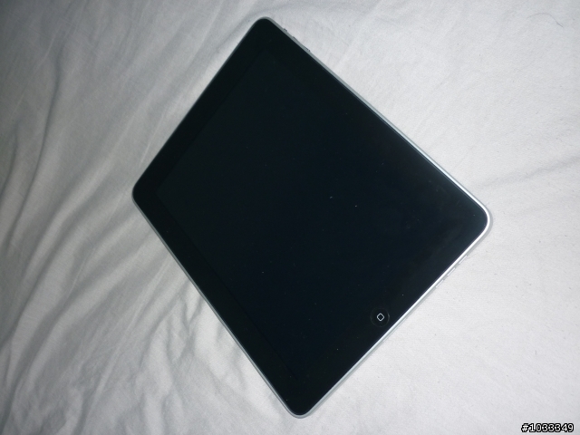 IPAD 非官方換殼經驗，背蓋部分金屬鋁殼~很棒的技術師唷~小毀容殼照已補