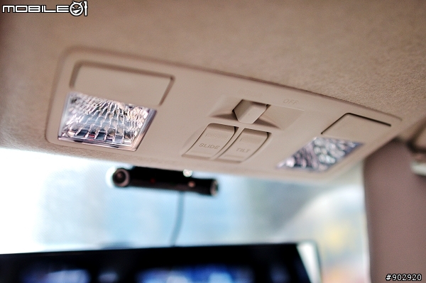 [開箱] 新好爸爸のFord i-MAX Ghia七人座