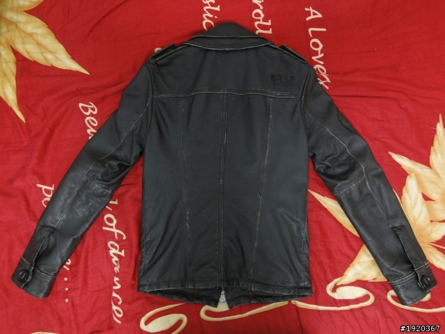 開箱 開到爛的 Superdry 皮衣 QQ"