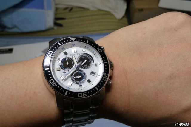 【簡單開箱】CITIZEN電波微粒體格紋專業運動錶+極限勇者光動能電波錶