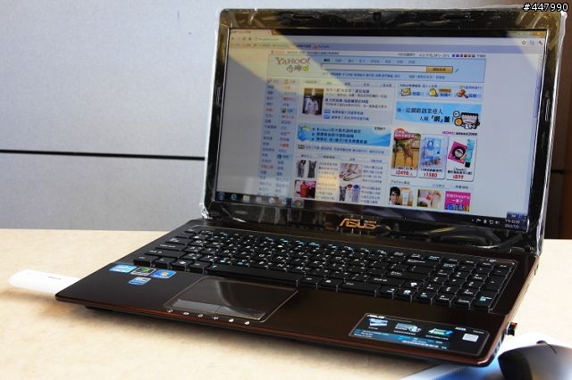 我的 ASUS A53SV 開箱( i7 版)
