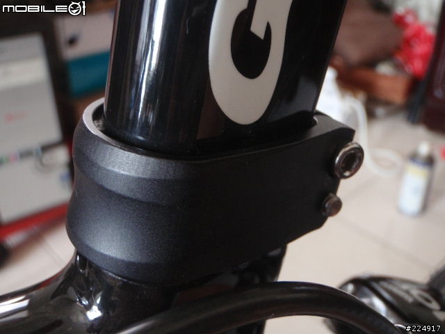 [分享]2010年GIANT DEFY Advanced 2 入手細部照片