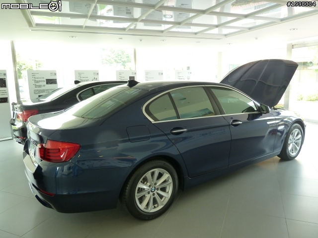 2011 BMW 520d sedan / deep sea blue 開箱