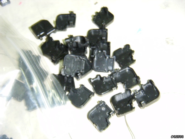 又備了兩百組制作姐三鎖的材料了...