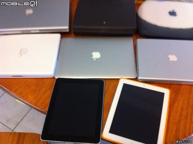 有點不一樣的開箱文 2011 MacBook Air 13"  vs 1988 Compaq STL286