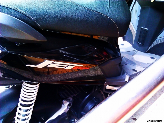 購買未一年的三陽JET125引擎吊架生鏽保固問題