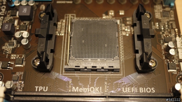 ASUS 華碩 M5A97 精美開箱(970+SB950)