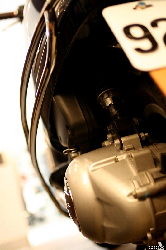 潮流與經典並行的VESPA LX 150 開箱
