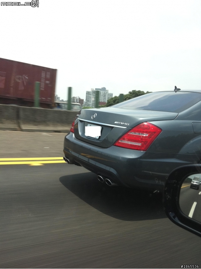 哇哇哇~S63 AMG!!!!!!!!!!!!!!!!!!!!!!