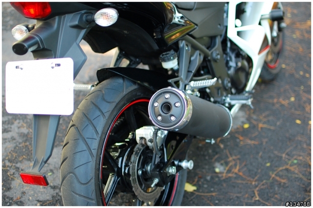 [開箱]走進高雄城市的白色小忍者Ninja250R!圖多!
