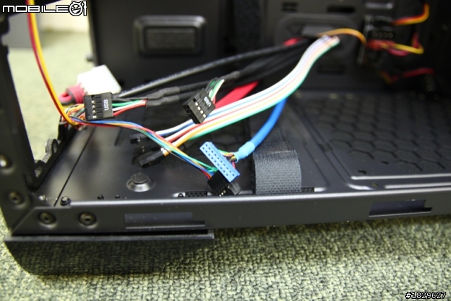 [平民開箱] USB3.0 (19PIN) SuperThermo 松聖 ST-699 CASE