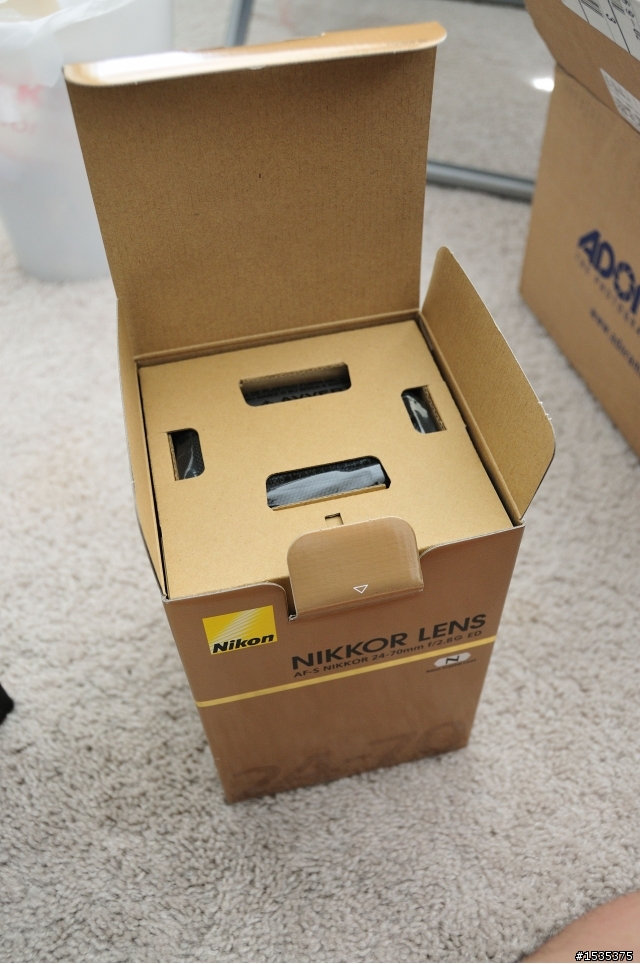 【簡易開箱】NIKON 金色光線!!~