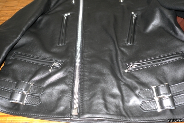 ＬＥＷＩＳＬＥＡＴＨＥＲＳ騎士皮衣與飛行皮衣簡單比較
