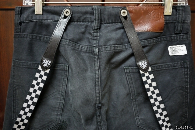 [分享] WTAPS W)taps 08 A/W NO.5 Tight 吊帶破壞工作褲