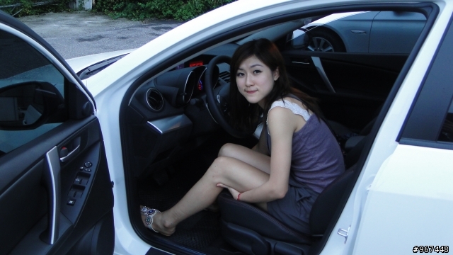 小弟在台灣的第一台車-------Mazda 3 2.0 5D