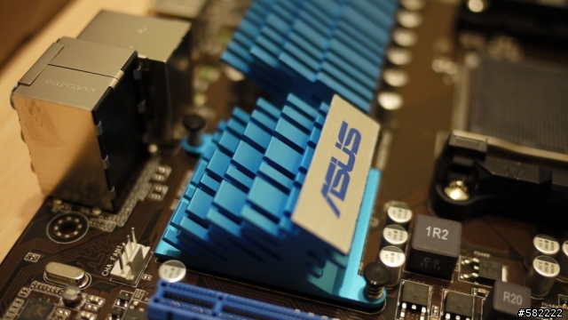 ASUS 華碩 M5A97 精美開箱(970+SB950)