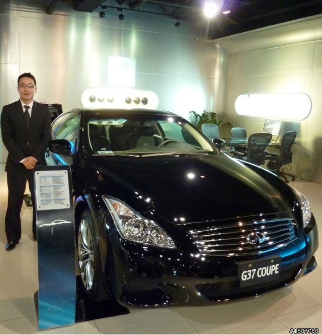 等了3個月..終於輪到我的紅色G25開箱辣辣辣!!!