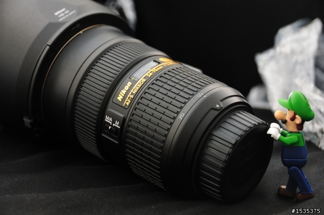 【簡易開箱】NIKON 金色光線!!~
