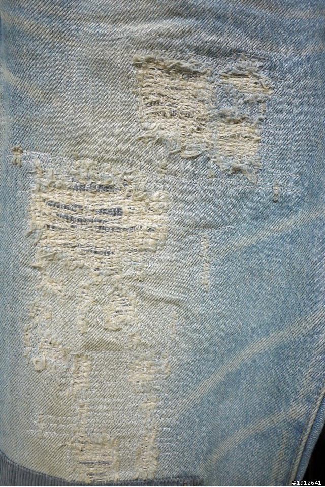 [分享] Hysteric Glamour HG NOBU SP Remake Denim (Light Indigo) W30