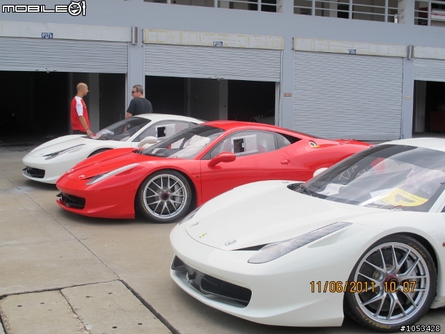 一堆賽道版458 IN ZIC