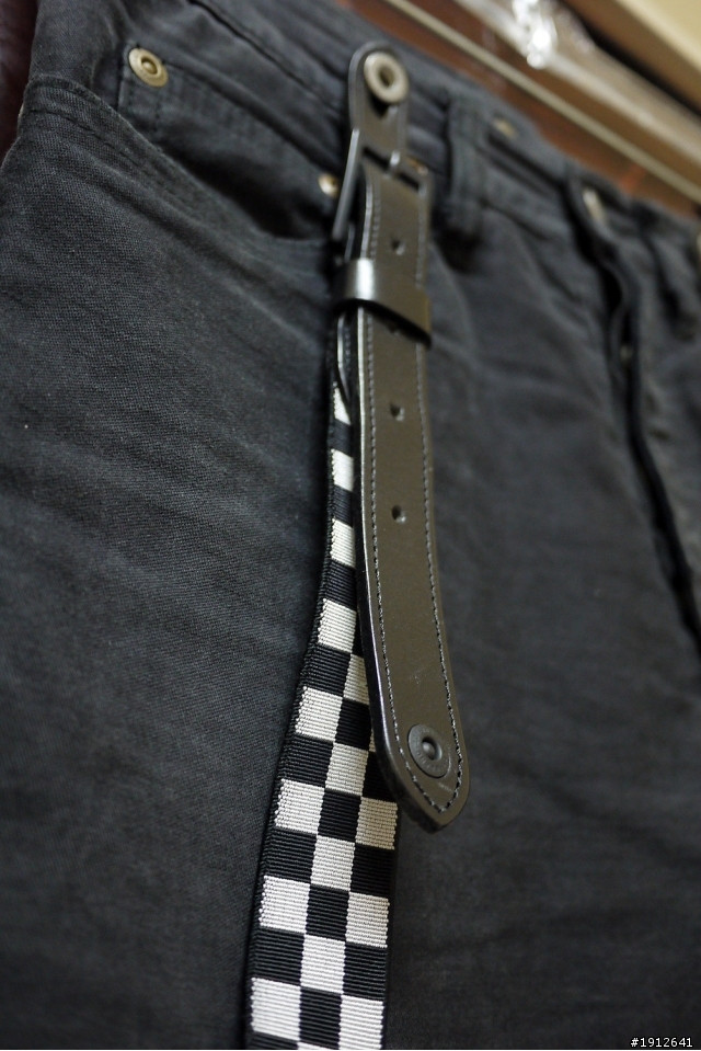 [分享] WTAPS W)taps 08 A/W NO.5 Tight 吊帶破壞工作褲