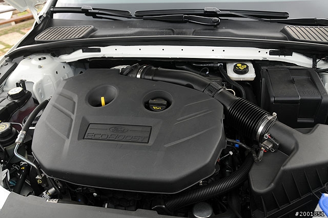mondeo ecoboost之碧海藍天香車美人開箱!!!