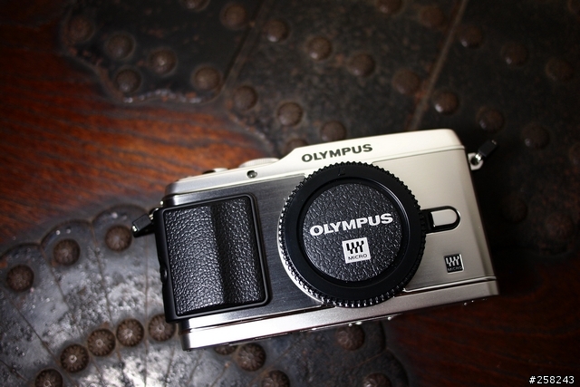 【西西分享】相機夠型才嚇趴---OLYMPUS PEN E-P3
