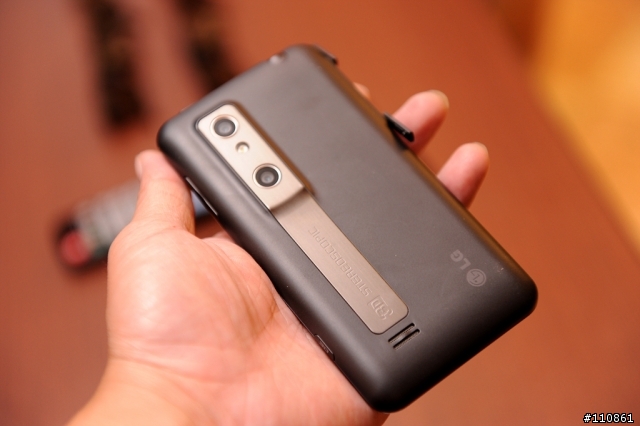 裸視3D誕生-  LG Optimus 3D頂級手機體驗會分享