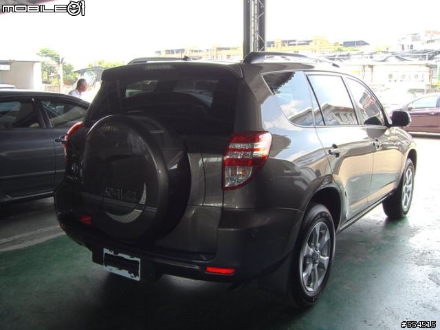 [開箱文] RAV4-古銅棕