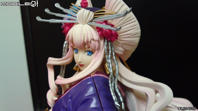 [開箱]Macross F 雪露 各版本分享 "07/21新增 - 30th cosplay版"