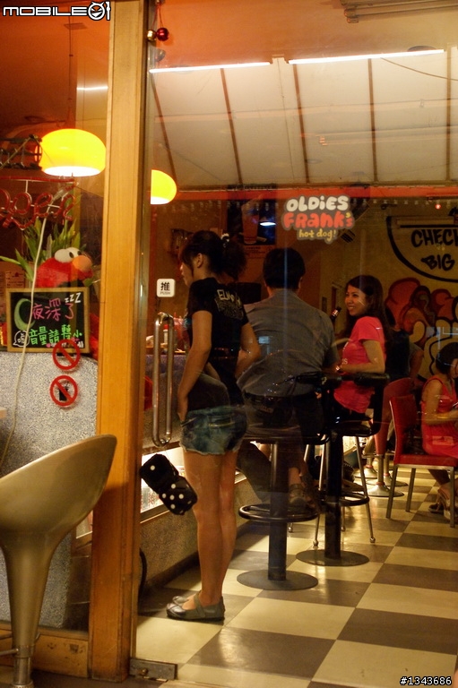 台中美式熱狗店 -【微笑熱狗】