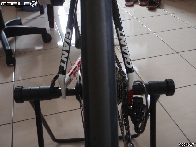 [分享]2010年GIANT DEFY Advanced 2 入手細部照片