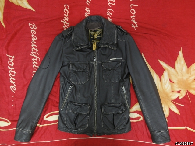 開箱 開到爛的 Superdry 皮衣 QQ"