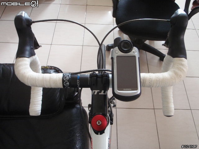 [分享]2010年GIANT DEFY Advanced 2 入手細部照片