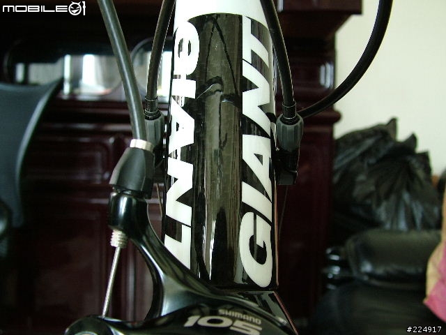 [分享]2010年GIANT DEFY Advanced 2 入手細部照片