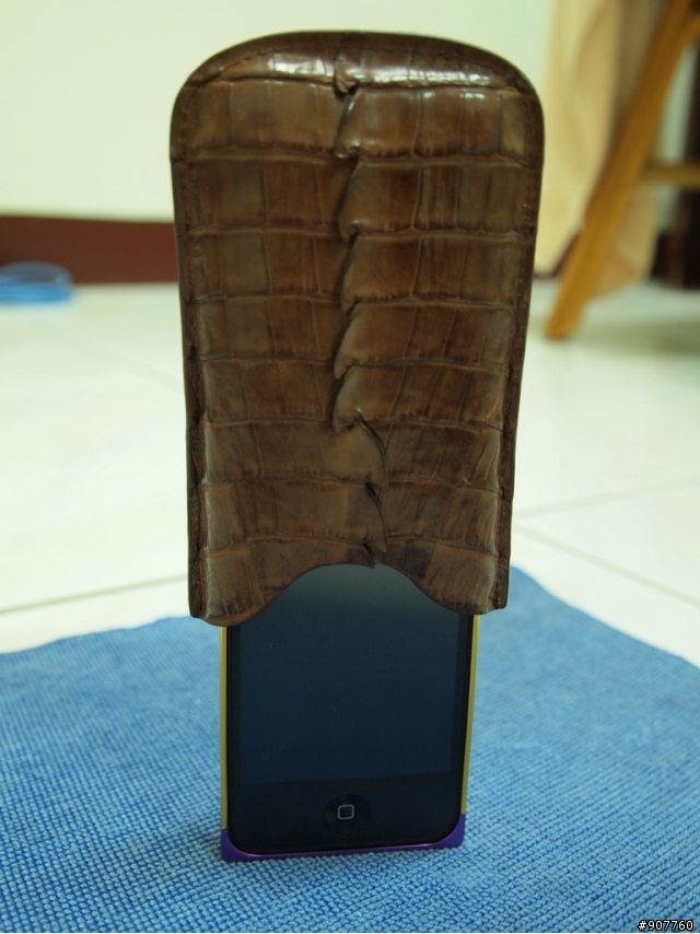[分享]開到爛的IPHONE4,但外型大不同!