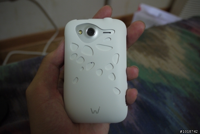 簡單開箱 HTC Wildfire S 白色(有新增!)