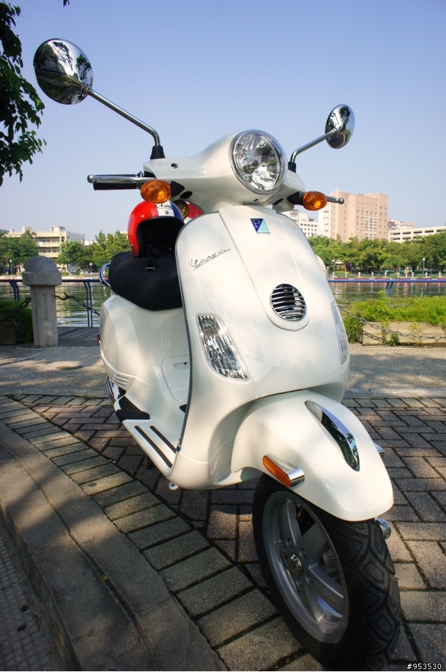 新物入手~~~~~~VESPA LX150