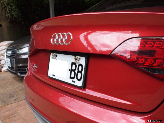 冷門顏色 酒紅 B8 S4 開箱 更新