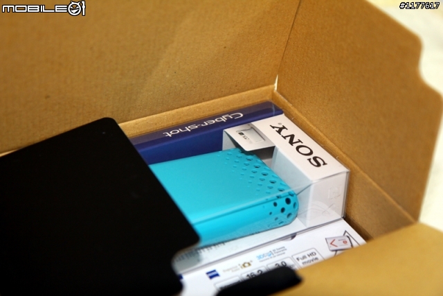 (7/22更新)SONY TX10 小小開箱+3個小疑問請益(按鍵水波紋/保護貼等)?
