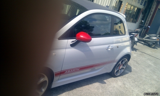 沒想到彰化居然有這種玩具fiat 500 abarth酷～～
