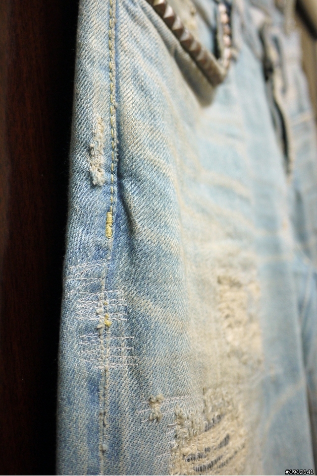 [分享] Hysteric Glamour HG NOBU SP Remake Denim (Light Indigo) W30
