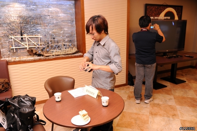 裸視3D誕生-  LG Optimus 3D頂級手機體驗會分享