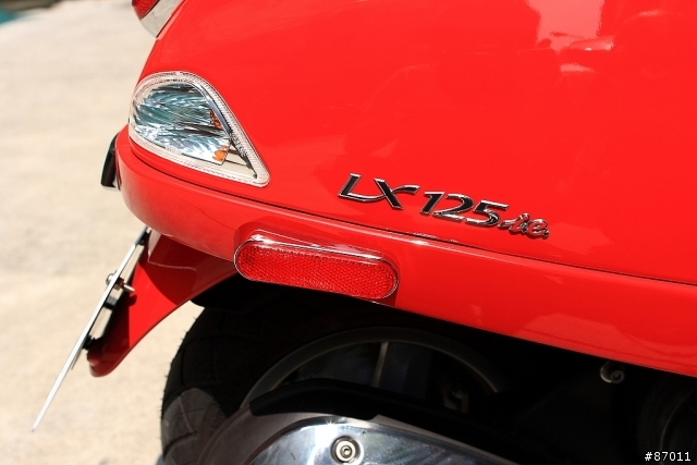 [開箱] Vespa LX125 火紅...